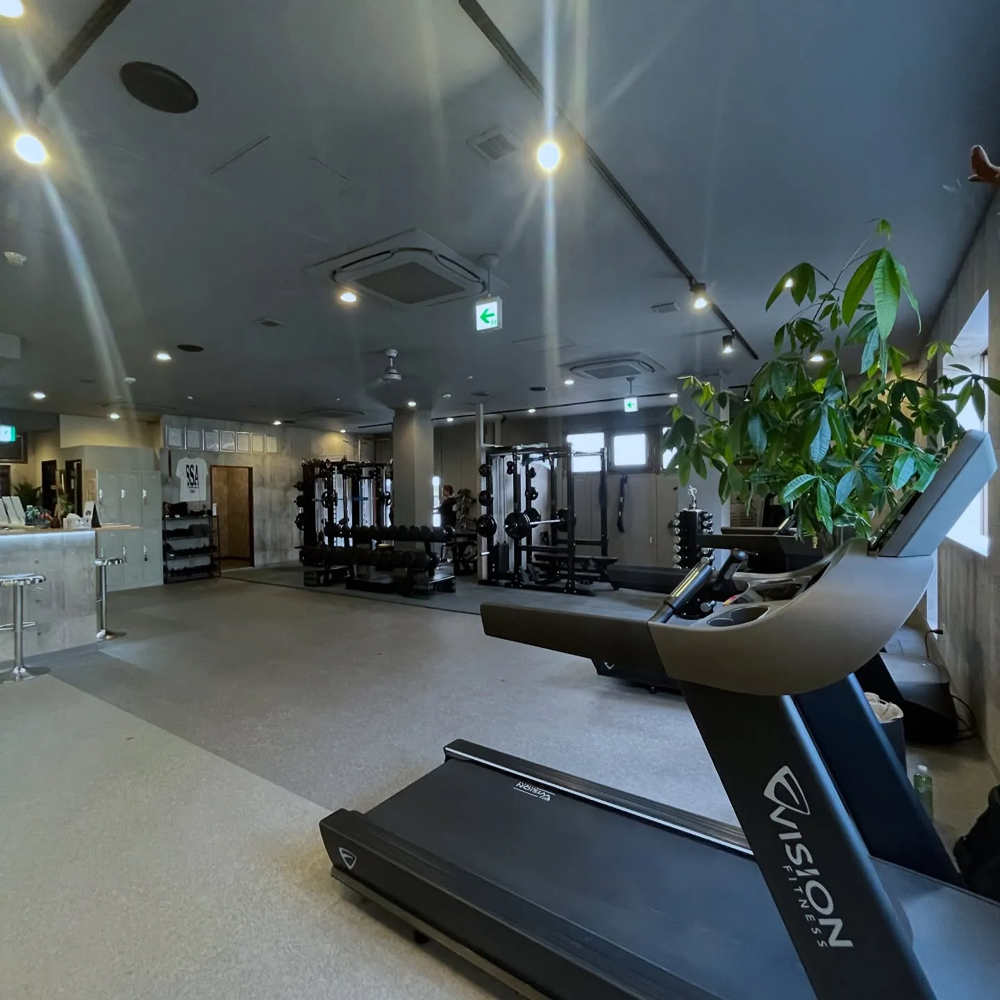 本厚木でパーソナルトレーニングを始めるならキープオンフィット...