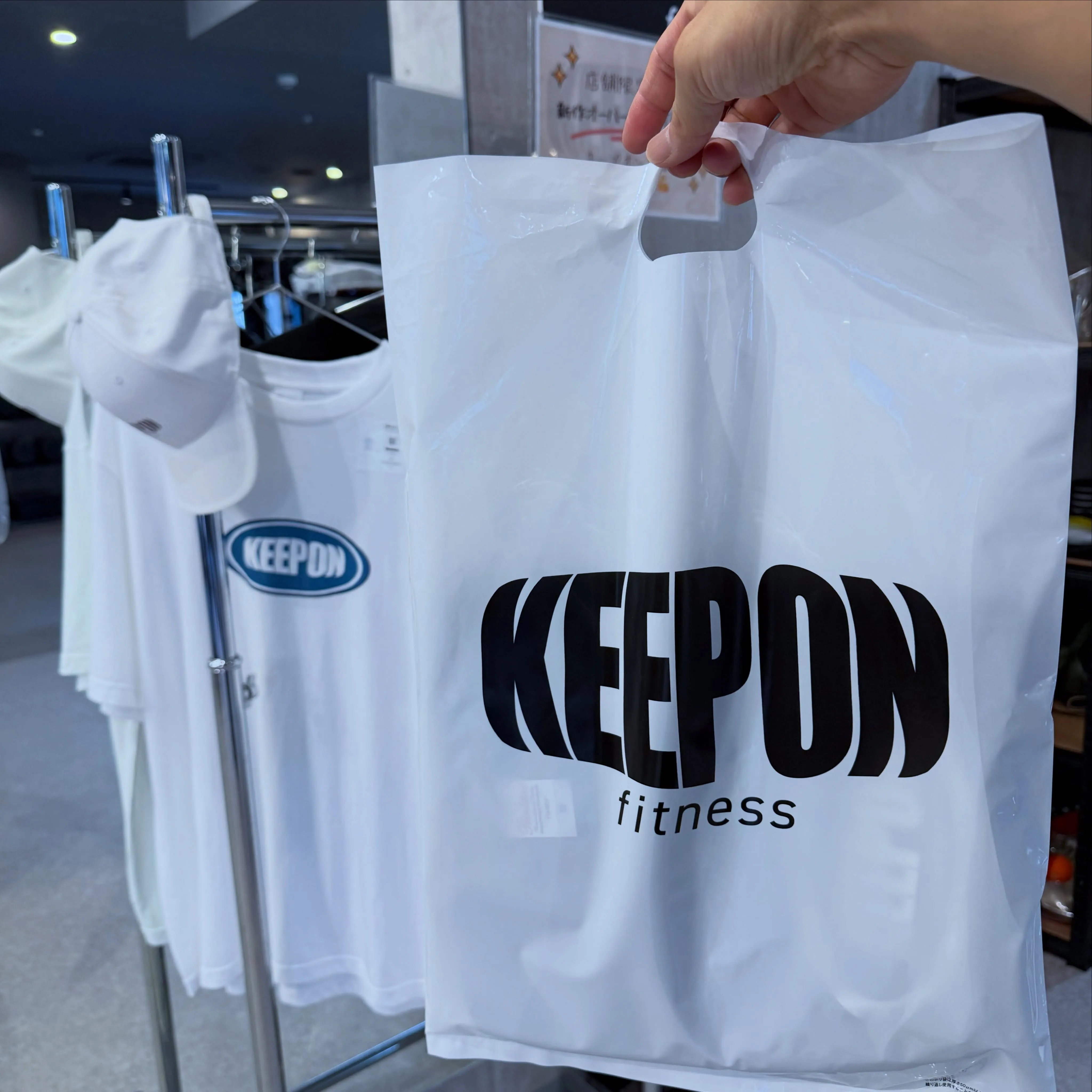 新作のオーバーフィットTシャツ購入者様へ👬【KEEPONアク...